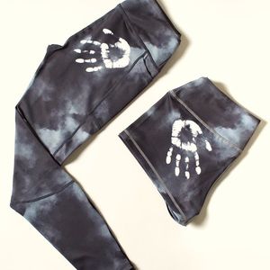 Feed Me Fight Me Chalk Handed Legging XS